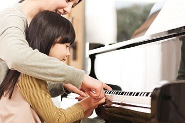 星艺琴行孩子快乐学钢琴